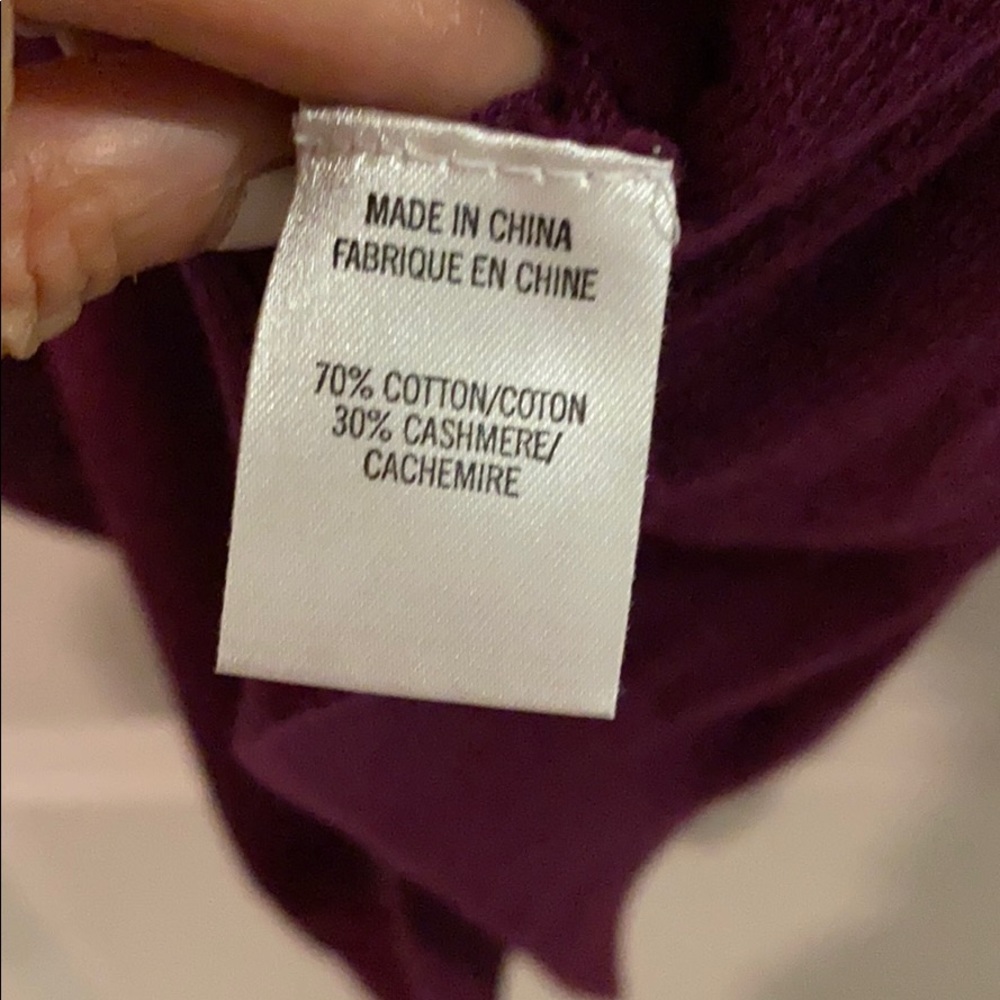 Cashmere Asymmetrical light weight sweater - Picture 6 of 6